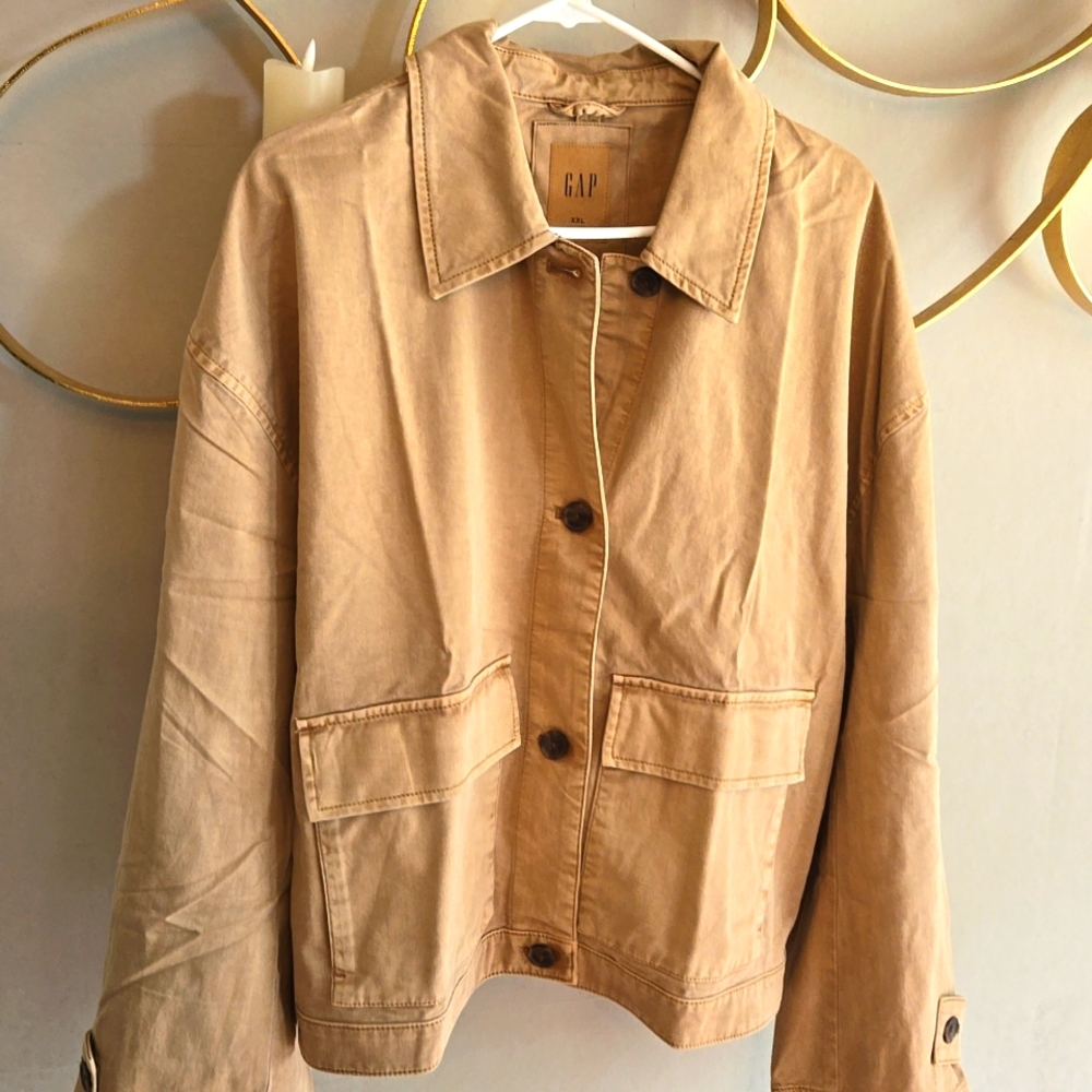 NWT Gap relaxed utility jacket